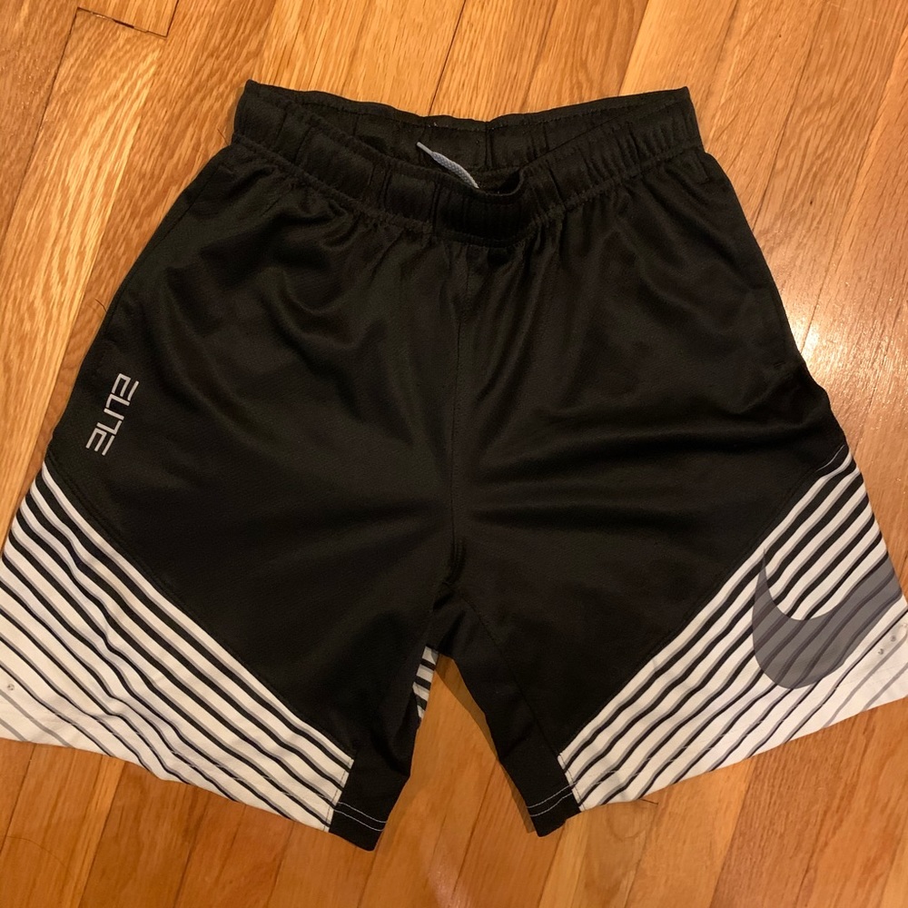 Kid’s Nike Elite Basketball Shorts